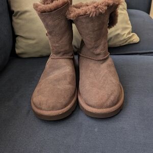 Cozy Brown Women's Boots